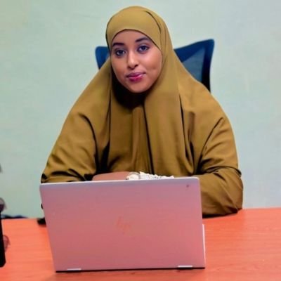 Motivating girl, Love reading, Writing , happiness, travel, tourism, helping the poor.