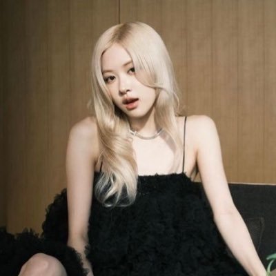 TheFirs39406096's profile picture. 