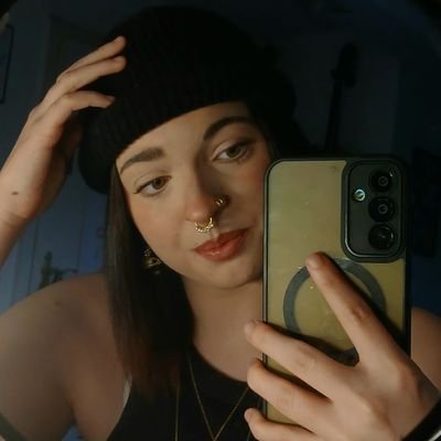 Queerplantz's profile picture. |-/
📍Germany