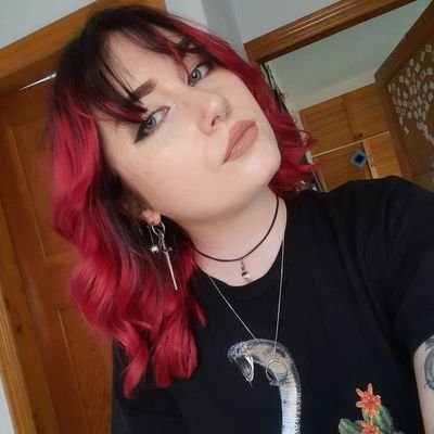 Frangiipaniii's profile picture. 