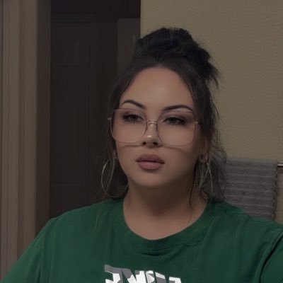 Francineeexx's profile picture. IG: Francineeexx