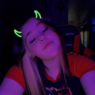 Bee2597's profile picture. 