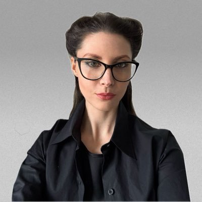 CEO & Founder of The Opinion. Strategic PR advisor. Author of viral business articles published on @YahooFinance, @Entrepreneur, @VentureBeat & other big media.