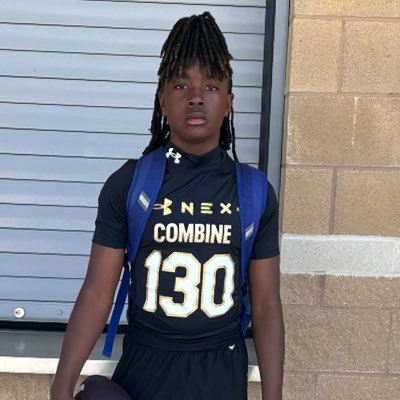 ✝️5’11 155lbs QB🏈/PG🏀/SS⚾️. @ Foster Middle School (UA Next combine invite)(Longview High School)2029