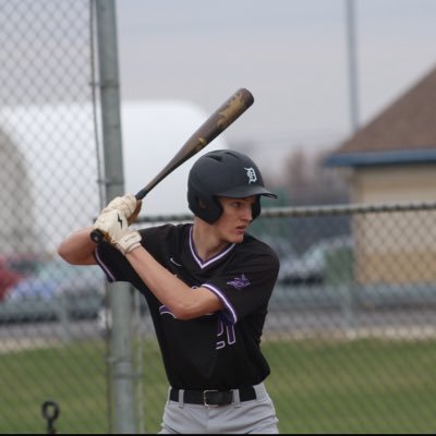 Downers Grove North ‘27 | Chicago Select 17u | Illinois Attack 16u | 6’4” 175 lbs | Basketball / Baseball OF/P | 4.4 GPA
