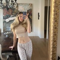 christy Maria (@ade17732) 's Twitter Profile