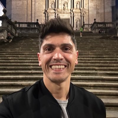 moonty8's profile picture. Ningún legado es tan rico como la H O N E S T I D A D