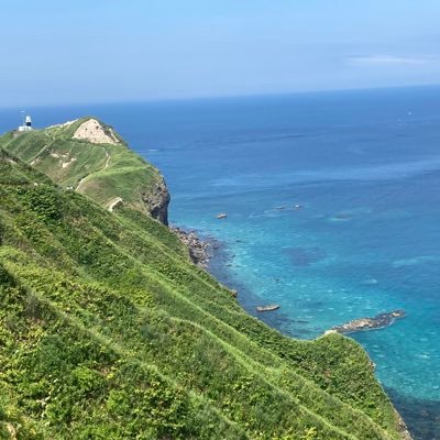 結婚10年、レス歴3年。 妻を誘い続けた2年で心が折れ、誘わなくなり1年。 たまたま見かけた同じ境遇の方のポストを見て、理解し合えそうな方がたくさんいたのではじめました