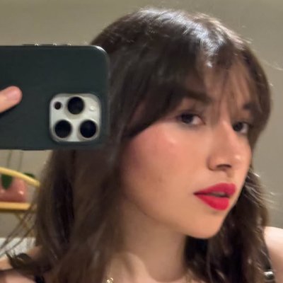 irinapaz06's profile picture. 