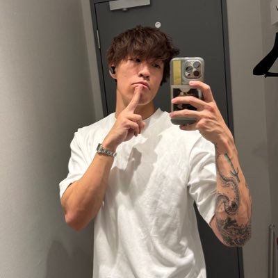 He/Him 🙋♂️ • Bilingual Voice Actor (ENG/廣東話 🇭🇰) 🎧 • Home Studio & Source Connect • Direct: eddy@eddyyeung.com