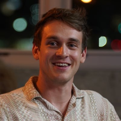 Growth Marketer for your favorite coaches, agencies, B2B companies, SaaS startups, & Real Estate Funds scaling with ads | Founder of Sell More Online