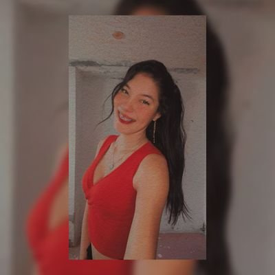 Pau_Martinez98's profile picture. Derecho⚖️ | Diseñadora Gráfica🪡