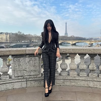 Deja ir tus miedos y ábrete al mundo❤🌹#CamilaCabello #KarimePindter