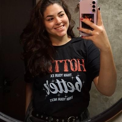 diário de uma ansiosa que tenta ser leitora, kpopper e fã de f1 trabalhando clt e acadêmica de nutrição
