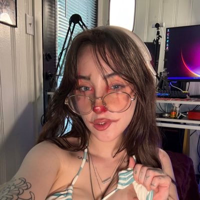I'm someone with a good heart such a naughty girl And i also loves fun, Ready to spend the rest of my life with a real honest kind carring loyal lovely.