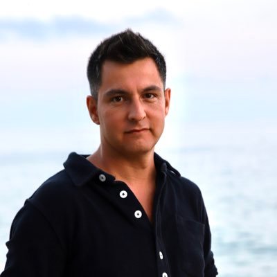 kiliansevilla's profile picture. Te ayudo a salir del bloqueo y ordenar tu negocio. 🎯 Estrategia simple. Resultados reales. Sin bullshit. Y punto.