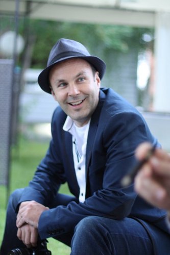 AlainBaxter's profile picture. BioWare Production guy who loves video games, hiking, biking, D&D and a cancer survivor. All wrapped up with an awesome family & 2 dogs. Opinions my own. 🧐