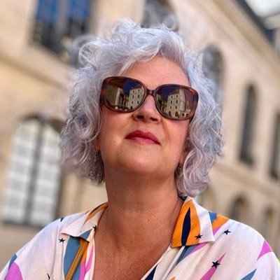 Horrible old bag & nebulous dog whistle. Agent 38893. Scot living happily in Geordie land. Likes design, cars, music, films, dogs & wombats. And capybaras.