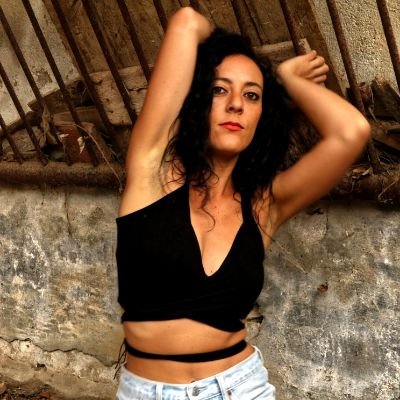 💣 Écrivain-voyageuse-ayahuasquera, blogueuse déjantée accro aux sensations fortes 🔥
#Auteure de la saga #Borderline 🐍
#ayahuasca