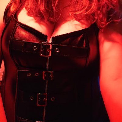 Lifestyle and Pro Domme, connecting and sharing content with our community! I love making pics and vids 😈in my professional dungeon! My slave and I have so muc