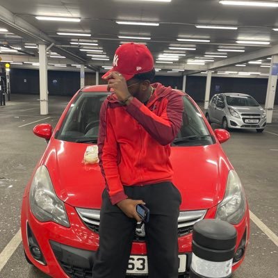 frankly_sym's profile picture. #LUFC