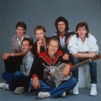 Dire Straits (@direstraitshq) 's Twitter Profile