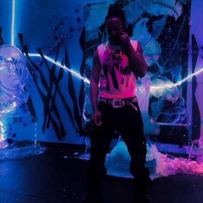 @who1up on insta Owner & Executive Engineer of MenaceRecording !