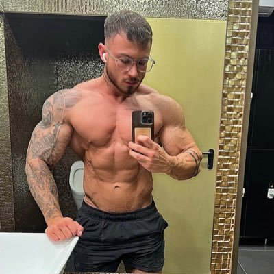 Classic Physique Champion 🥇Free trials 👉 https://t.co/pkG5adE8IU