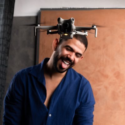 fotografo, gamer e swiftie. desatualizado desde 2017.