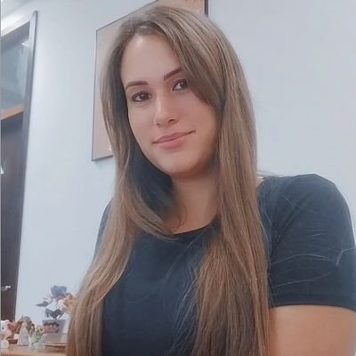 isabeelopez30's profile picture. 