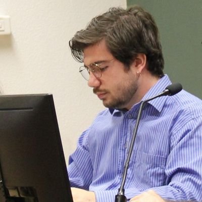 Apprenti économiste, utopiste professionnel | PhD student | Militant justices sociale/environnemenale | Il/Lui #EconTwitter #Degrowth