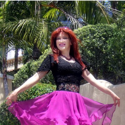 Ameynra fashion company of Sarah & Sofia Goldberg. We sell: dresses, skirts, dance costumes, home decor items & women’s accessories. Retail & wholesale