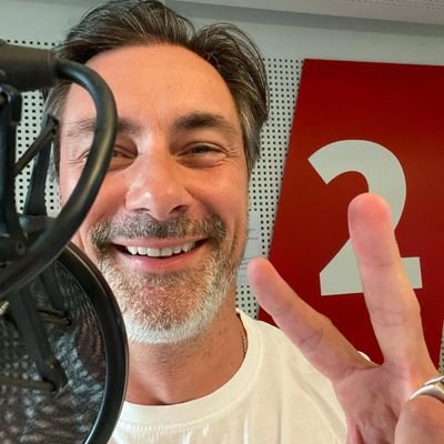 richardwillia8's profile picture. ￼