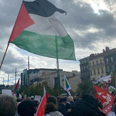 Hello, l am Hala, l am 17 years old, and l live in Gaza. Please help me To survive this genocide and feed my family💔🇵🇸
https://t.co/Kvejl2LFGd
