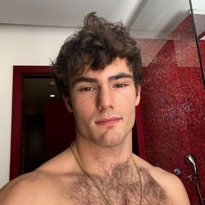 Begging Here friends| https://t.co/lkaauixtNP
Model/fitness addict | G.a.y Proud ❤️