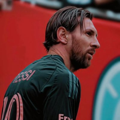⭐️⭐️⭐️Messi𓃵 🪘بطل كأس العالم https://t.co/AWHpflHkjk