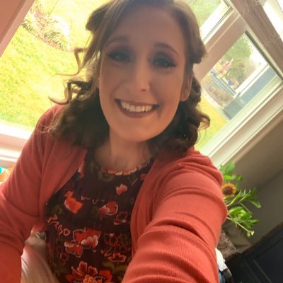 MorganLHunt's profile picture. “We’re just 2 LOST $oul$ livin in A 🐠🥣 year 🔛 year.” - PINK FLOYD🌻✨🌙💃♓️👑💖