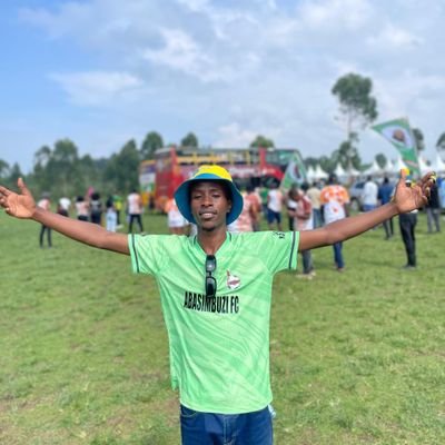 Engineering student.
ball fan.⚽️.🏉.🏀
@Inter
@abasimbuzifc
@Chelseafc
@Kashani_FC
@piratesrugbyUG