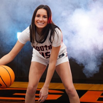 Wheaton Warrenville South HS 26’ | 6’0 | C/F | Philippians 4:6 | UW-Whitewater WBB