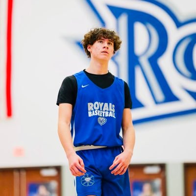 C/O 2028| 6’3SG🏀 |STUDENT ATHLETE 3.7GPA| 📍Fishers, IN| Email: maksimradovich@icloud.com| Phone #: 317-984-0701| IG: maksim.radovich
