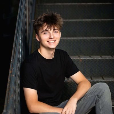bowenwmueller's profile picture. UGC Creator | Age : 18 | 📍: Stevens Point WI | 📧 : ugcbowenmueller@gmail.com