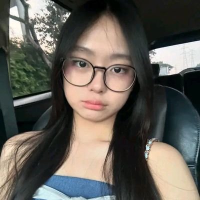 jonmoxley45's profile picture. 