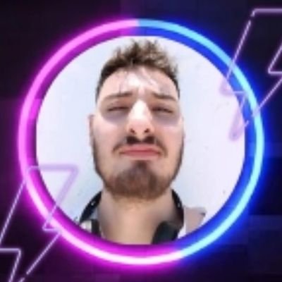 hola hago contenido en YouTube y en redes además subo mucho
contenido sobre mi vida además hago contenido fitness, gamer