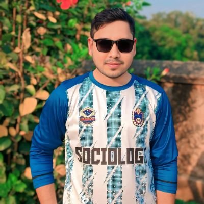 Die hard Fan of @cricketcomau | Follow me who follows the Australia cricket. All things about cricket. 🏏