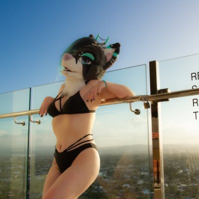 Rainie / Rueπ©΅π π¦πΊ Profile