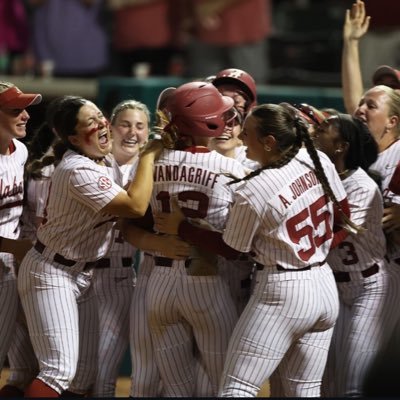 Let’s party at Rhoads! #SoftballSchool #Team30 #BAMASB🥎‼️ Official Audrey Vandagriff Fanatic