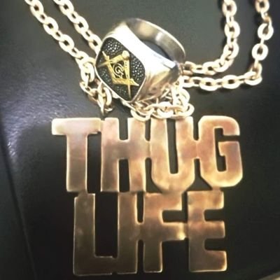 Let change da way we eat let chnge da way we live n let chnge da way we treat each other U c da old way wsnt workin so it on us 2 do Wut we gotta do, to survive