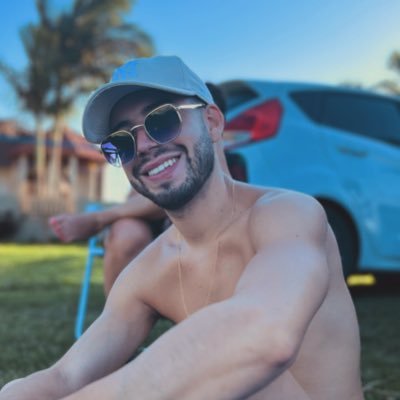 26y | RS 🧉| Instagram: @christiancosta12 | Enfermagem | Comissário de Voo | Libras 🤟🏼 Inglês 🇺🇸