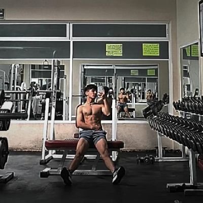 ChuchinRom24167's profile picture. 