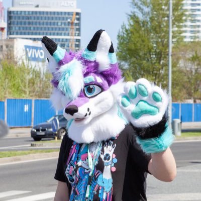 18 | 🚹 | 🇸🇰 🇬🇧 | He/Him | Furry Fox🦊| Fursona by: @kajuuuuuuus